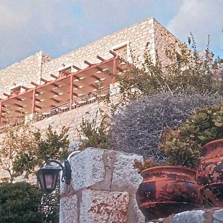 Onar Mani Hotel Koita