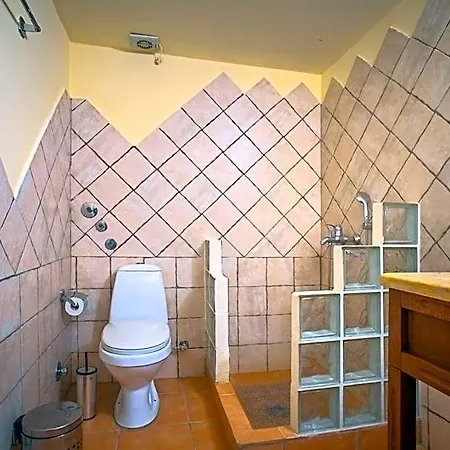 Onar Mani Hotel 3*