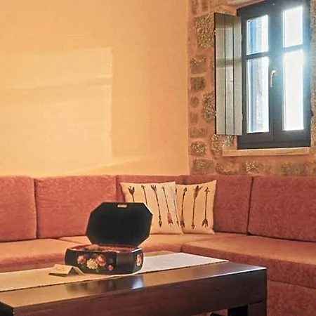 Onar Mani Hotel